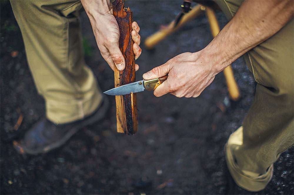 This Filson Folding Knife is handmade in Seattle with native Northwest desert ironwood and N690 stainless steel for superior strength. This knife is useful in both the field and at home. Each individually numbered knife comes with a bridle leather sheath and provenance documentation to verify its authenticity.